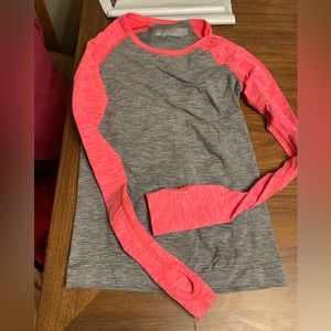 Victoria Sport workout shirt XS